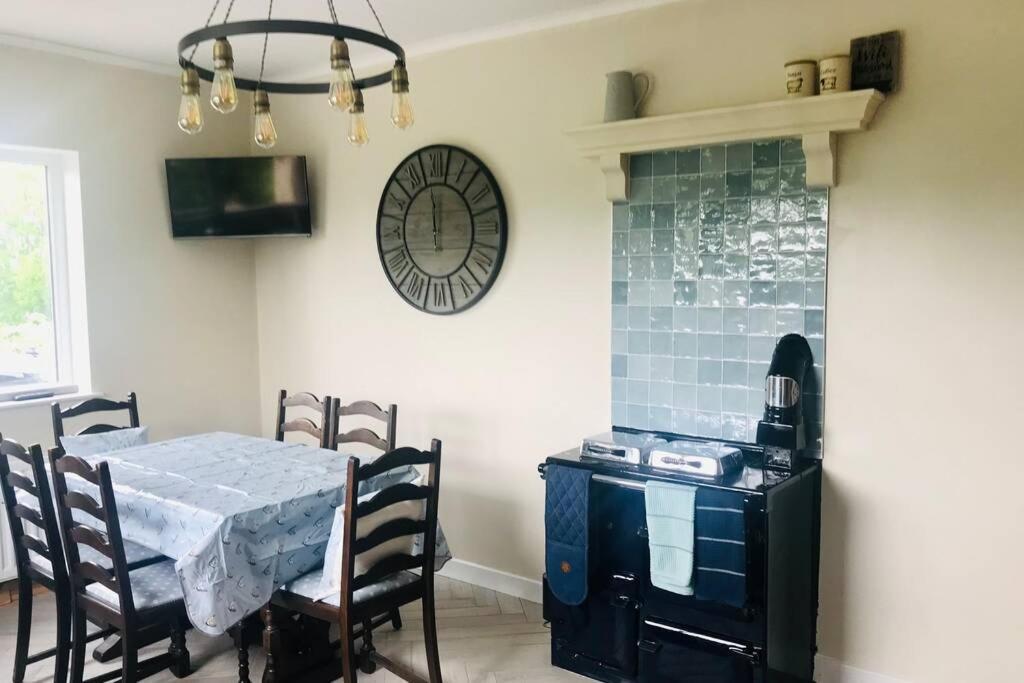 Eden Cottage Lisburn Bagian luar foto